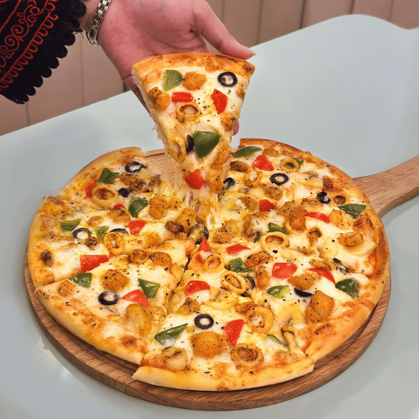 Sea Food Pizza
